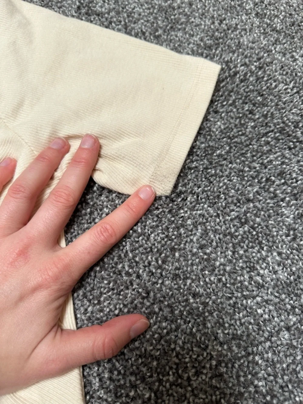 Sézane V Neck Cream Blouse - Picture 3 of 6